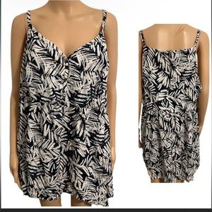 A.N.A Women’s Plus 3X Black and White Sleeveless Leaf Floral Tank
